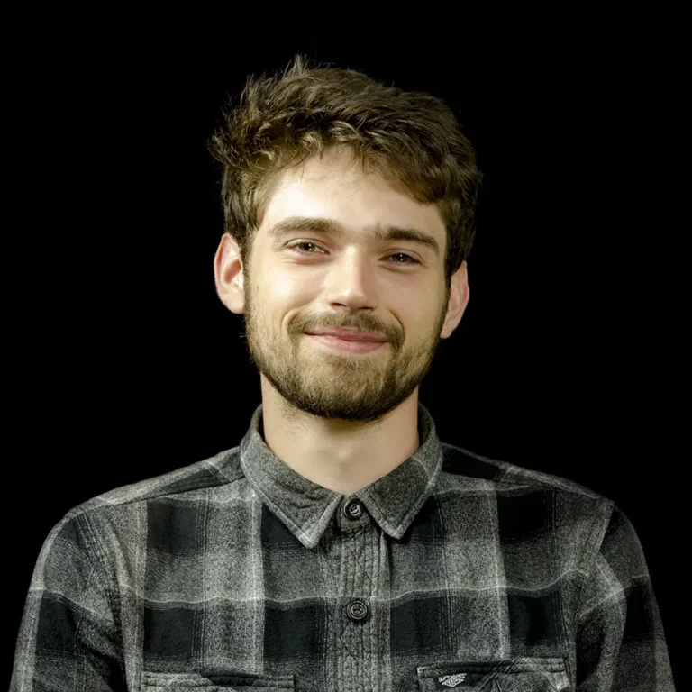 Portrait de Jason Bénédite