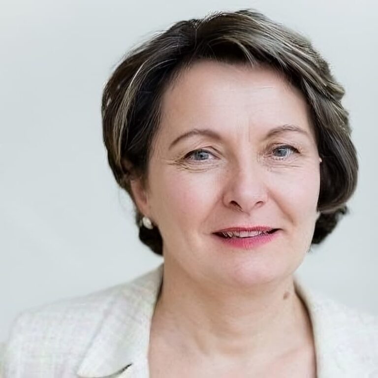 Portrait de Sylvie Revol
